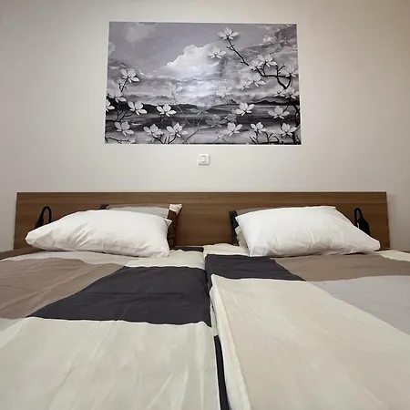 Felix Celeia Apartment